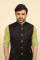 Mohit Abrol as Traveller Boy